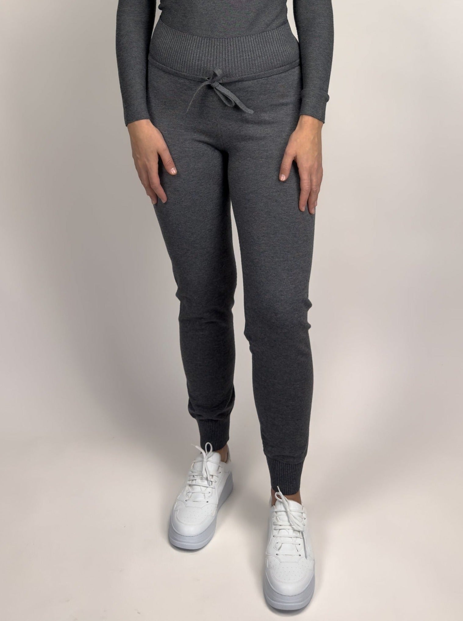 Charlotte High waist fitted viscose knit jogger